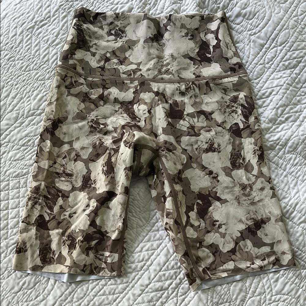 American Eagle | Floral Camo Women's Biker Shorts